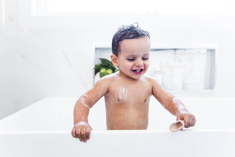 Little Charlie Bath Soak – Gentle & Nourishing Soak for Babies & Sensitive Skin, Made with Collodial Oat, Blue Chamomile & Coconut, Moisturizes & Soothes Delicate Skin, 26oz