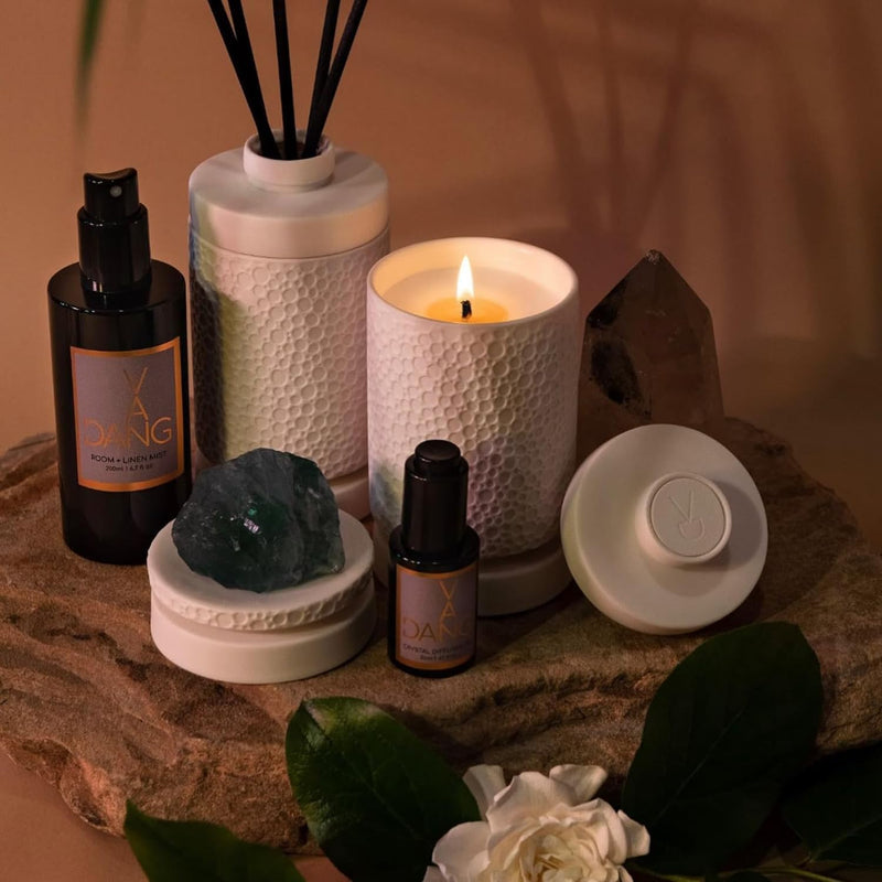 Van Dang Candle Texturized Crater Surface Luxury Aromatherapy Porcelain Decor Notes of Basil, Ambrette, Black Pepper, Clary Sage, Mimosa, Sandalwood Long Lasting 80 Hour Burn 330g (Veldt)