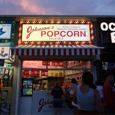 Johnson's Popcorn Caramel Popcorn Handmade, Freshly Popped Gourmet Sweet & Crunchy Delicious Treat for Family Parties, Movie Night Snack Gift Ready 10oz - World Famous Quality Caramel Corn Since 1940!
