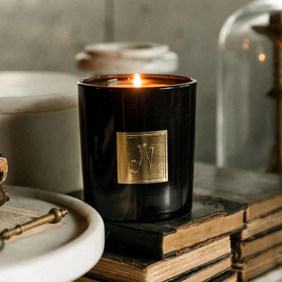 Jackson Vaughn Scented Candle | Aromatherapy Long Lasting Candles Luxury Home Fragrance Decor Gifts Hand Poured Soy Wax Notes of Mint, Sweet Basil, Green Grass 55 Hour Burn 14.5oz (Highland)