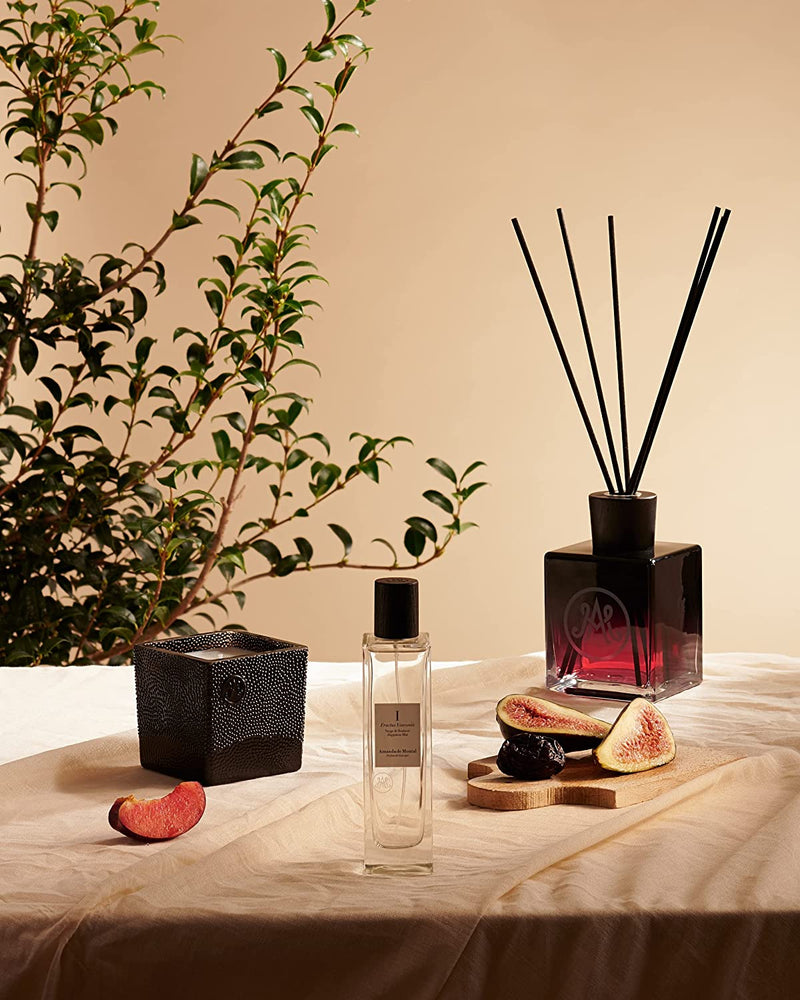 Amanda de Montal Fructus Vasconia Diffuser - Notes of Fig, Warm Grass, & Fig Milk - 500 ML