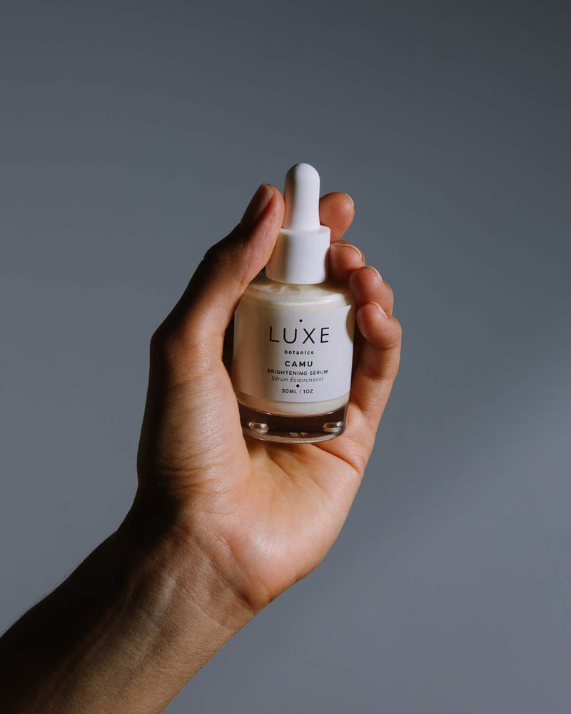 Luxe Botanics Camu Brightening Serum - Achieve a Naturally Luminous Glow - Organic Camu Camu Berry, Vitamin C, Sodium Hyaluronate, & Ferulic Acid (1oz)