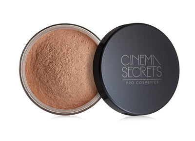 CINEMA SECRETS Ultralucent Illuminating Powder, Candlelight